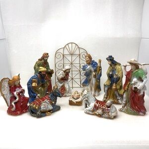 Classic Elements Ceramic Nativity Scene 10 Piece Set Plus Wire Gazebo